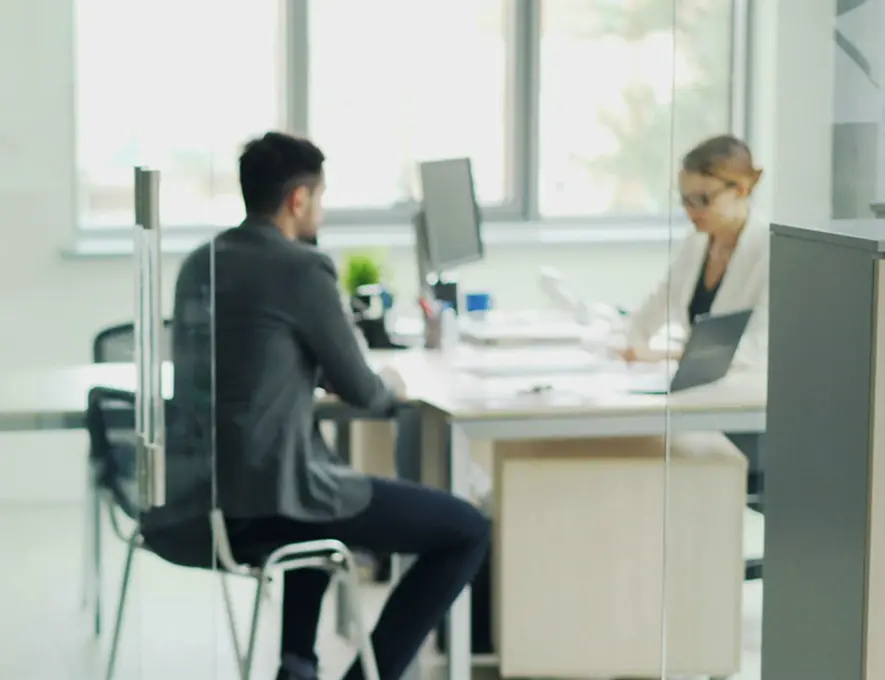Introducci&oacute;n de talentos l&iacute;deres t&eacute;cnicos de alto nivel.