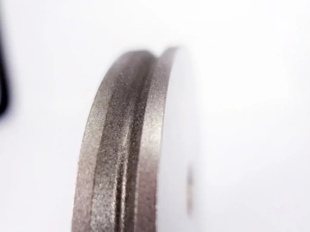 &iquest;C&oacute;mo elegir una muela abrasiva para el procesamiento de obleas semiconductoras?
